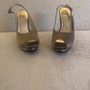Stuart Weitzman-Grayish Tan Avalon platforms-New